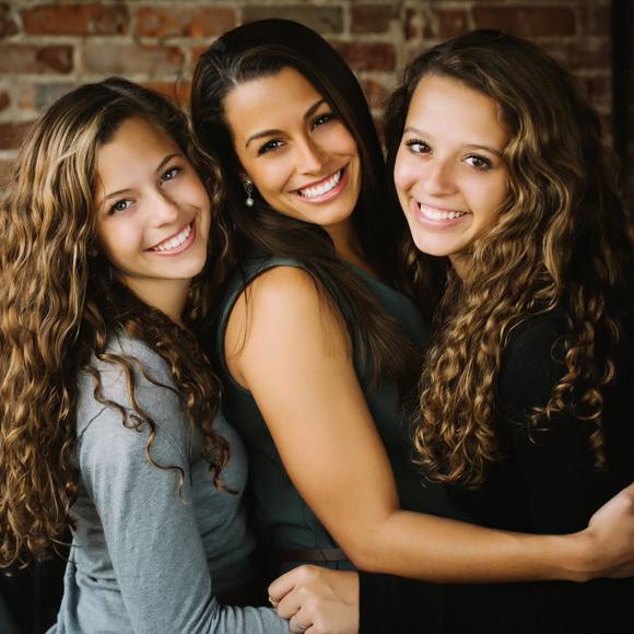 Meet your Posher, Cassidy - Picture 1 of 1