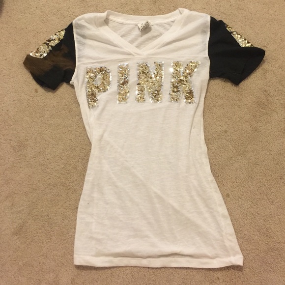 PINK Victoria Secret v neck