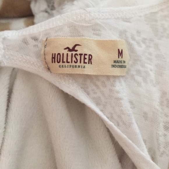 Patterned twisted racer back. Worn twice. - Picture 2 of 3