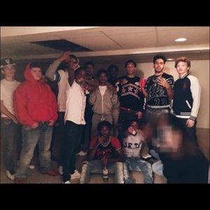 Meet your Posher, Aaron