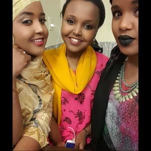 Meet your Posher, Amera