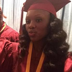 Meet your Posher, Reneka