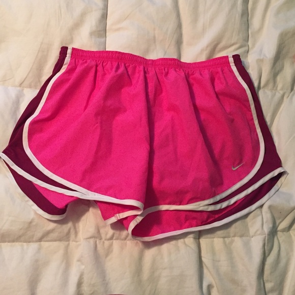 Nike running shorts pink/dark pink