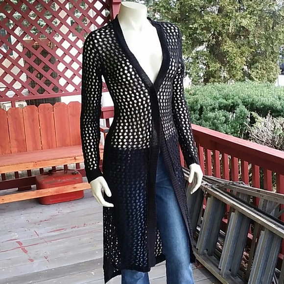 NWT Stunnig Very Light Weight Black Knit Cardigan - Picture 2 of 4