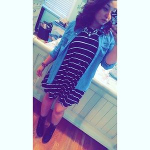 Meet your Posher, Adrienne