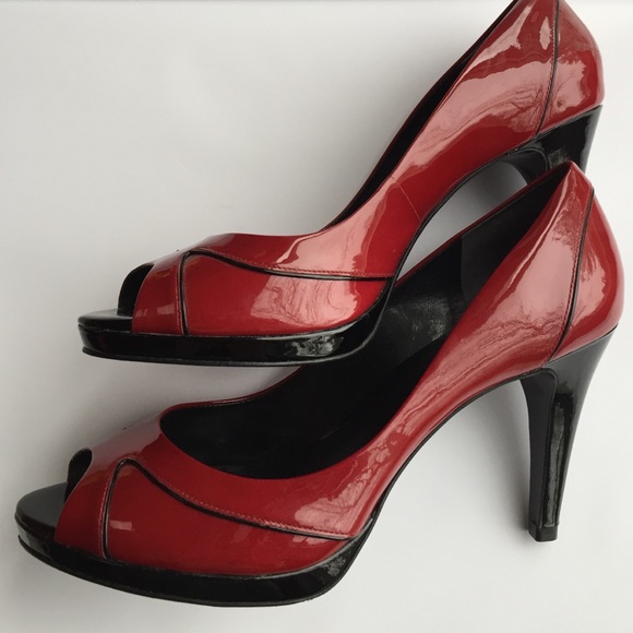 Ann Taylor Red and Black Pumps
