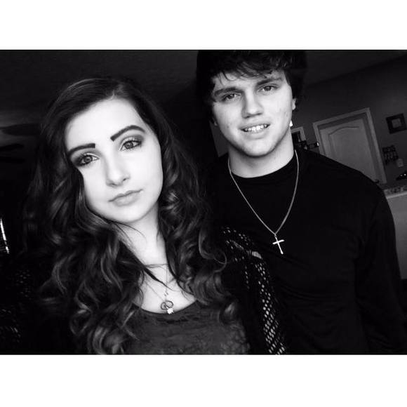 Meet your Posher, Kayleigh - Picture 1 of 1