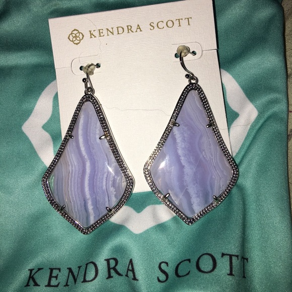 Kendra scott earrings