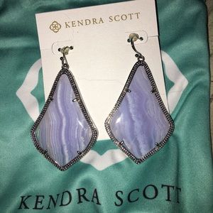 Kendra scott earrings