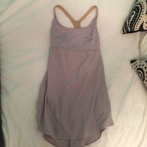 Lululemon workout top