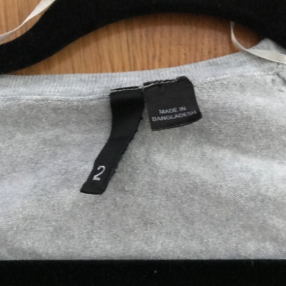 H&M Gray Long Sleeve Cardigan Size 2 - Picture 2 of 3