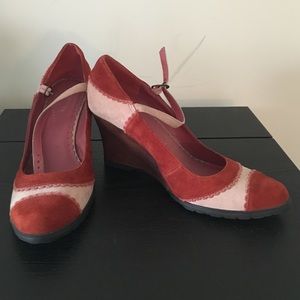 Red and pink suede wedges