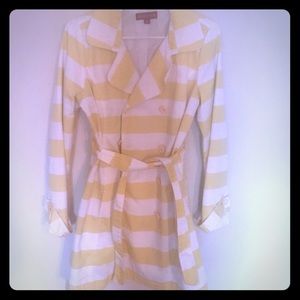 Yellow stripe trench coat