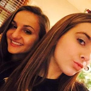 Meet your Posher, Kelli