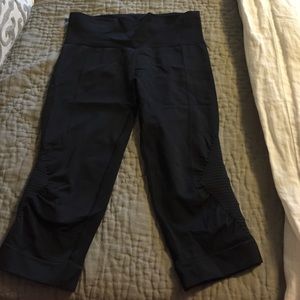 Lululemon Cropped Pants