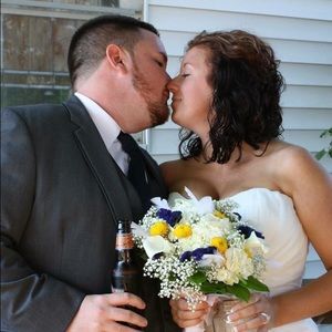 Meet your Posher, Maegan