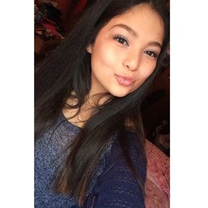 Meet your Posher, Sandy