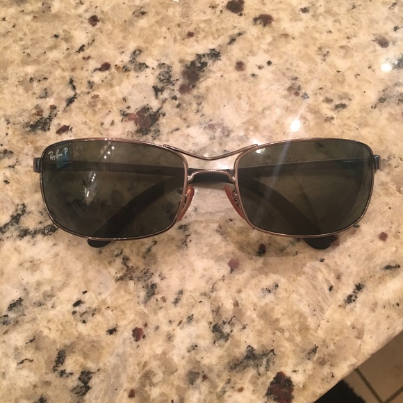 👀 Rayban glasses