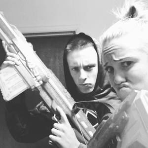 Meet your Posher, Caitlin