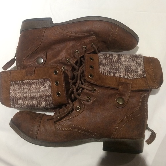 Brown fold over boots, size 8.5