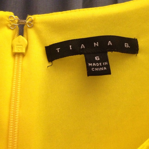 Tiana B yellow patterned dress - Picture 3 of 3