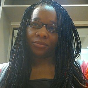 Meet your Posher, Angela