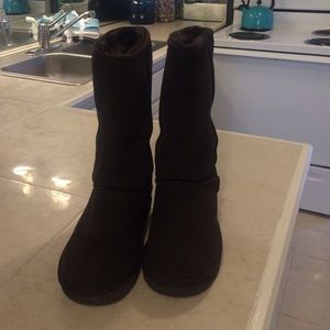 Brown ugg boots! Sz 6