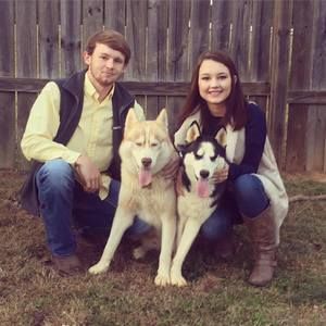 Meet your Posher, Holley