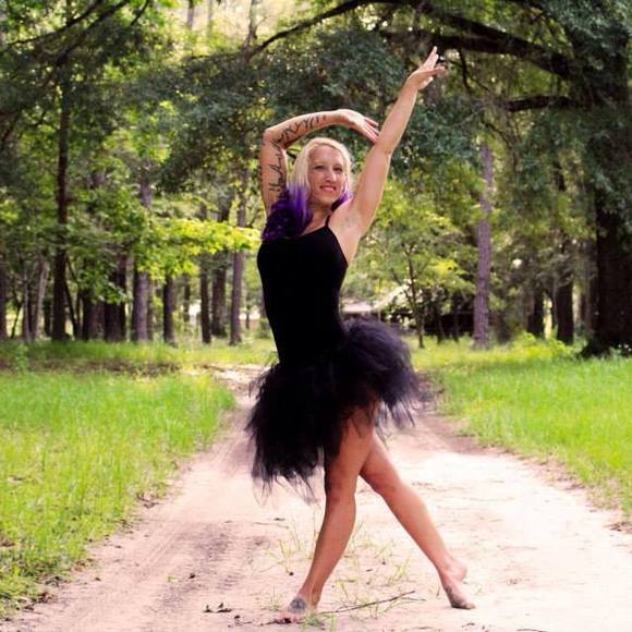 Meet your Posher, Melissa - Picture 1 of 1