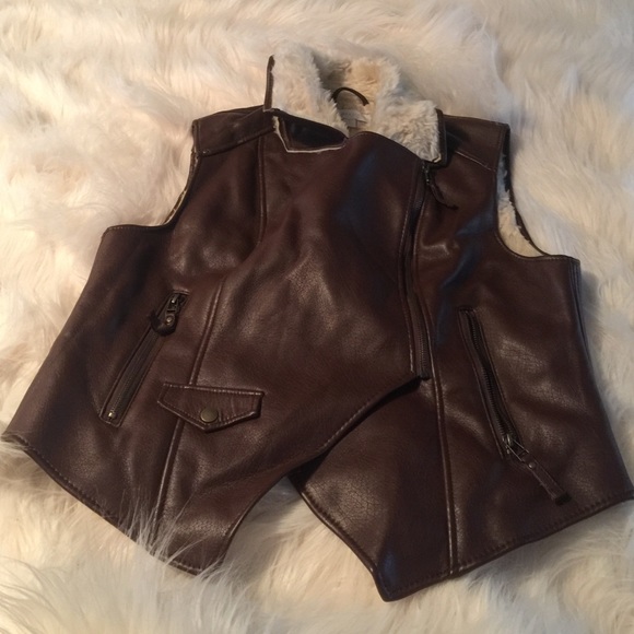 New York & Company vest