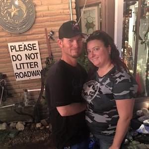 Meet your Posher, Elise