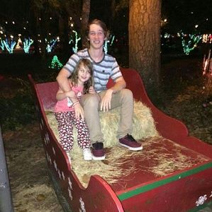 Meet your Posher, Dylan