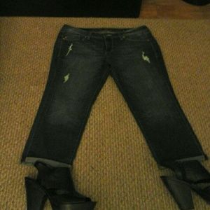 Boyfriend Distressed Slim Ankle Jeans
