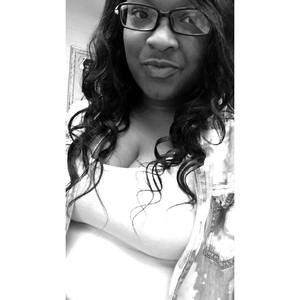 Meet your Posher, Dereka