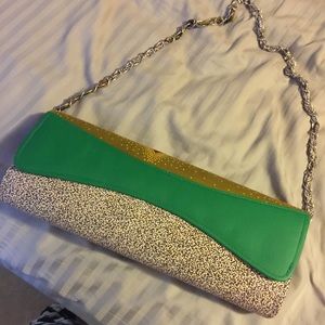 African Print Clutch w. Chain
