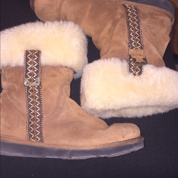 Ugg Metro Boots in Chestnut