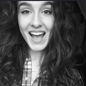 Meet your Posher, Jocelyn