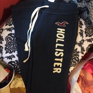Hollister sweats