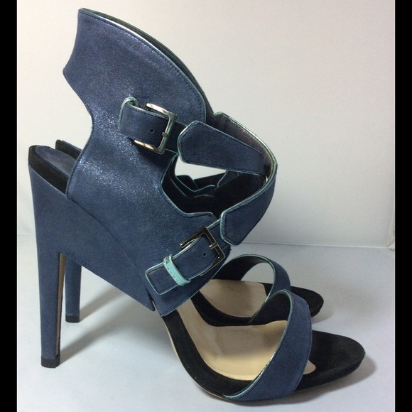 Nicholas Kirkwood Metallic Navy Blue Heel