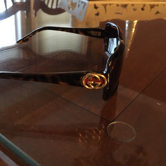Gucci sunglasses - Picture 2 of 5