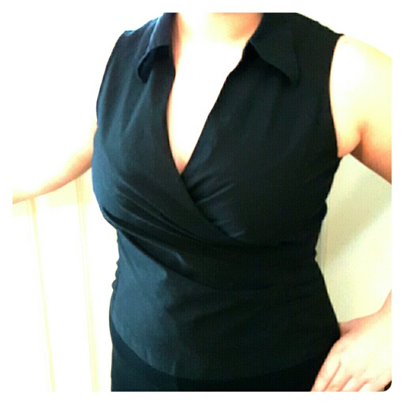Sleeveless Colored Shirt
