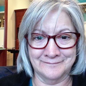 Meet your Posher, Mitzi