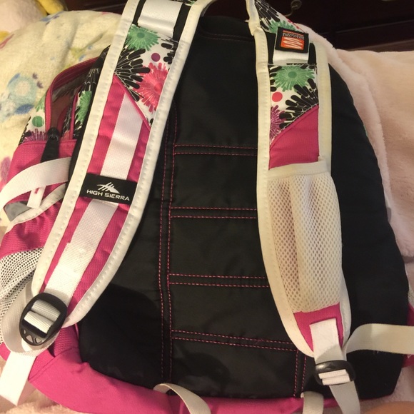 High Sierra backpack - Picture 2 of 2