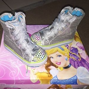Girl toddler Skechers sneakers size 5