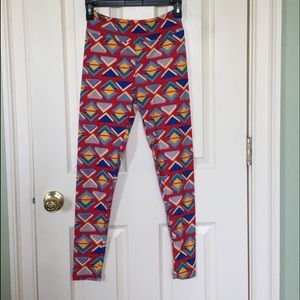 LuLaRoe O/S red leggings, fits sizes 2-10