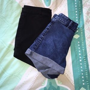 Bundle of two high waisted shorts