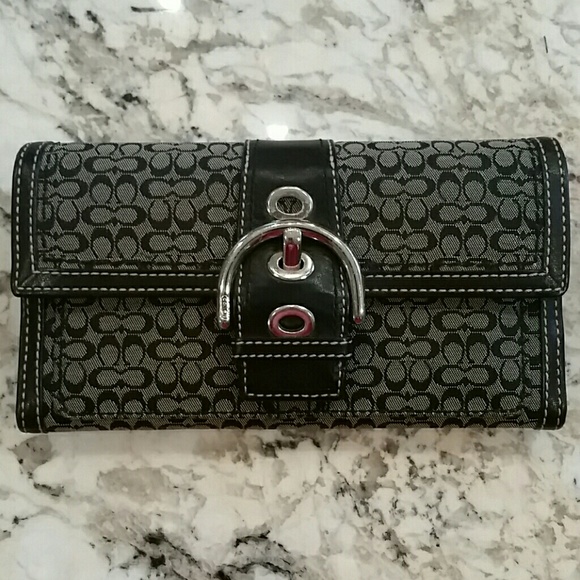Authentic Coach Wallet