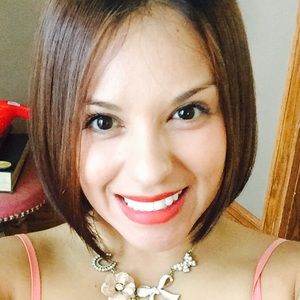 Meet your Posher, Cindy