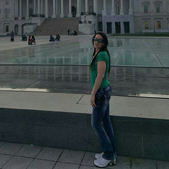 Meet your Posher, Ronda - Picture 2 of 4