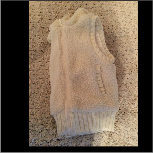 Wool vest - Picture 3 of 3